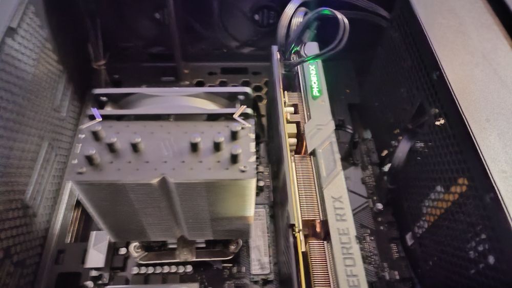 Komputer Ryzen 7 | RTX 2070S  | 16GB RAM | SSD+HDD | Windows 11