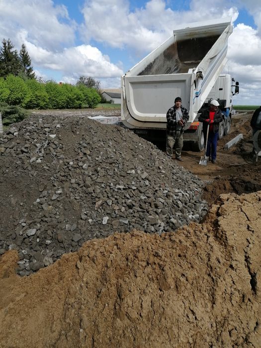 Zwir piasek podsyp Kamien tluczen