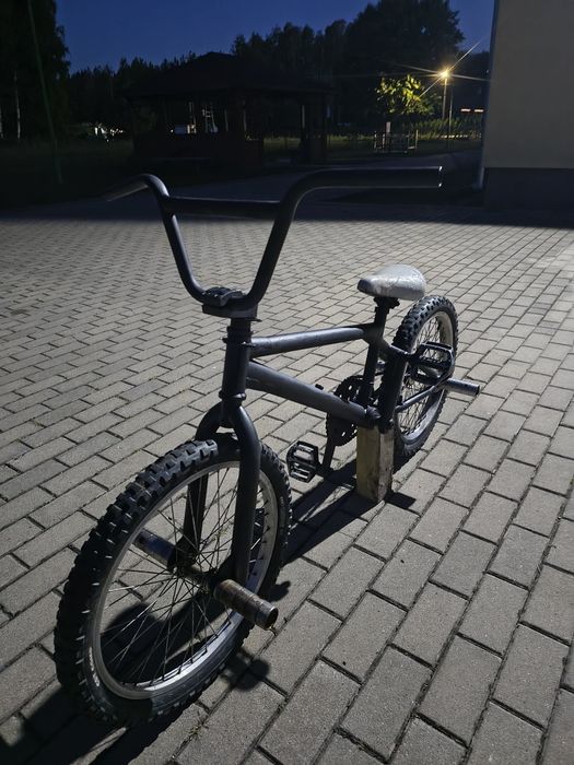 Rower BMX metalowy