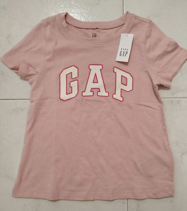 GAP New Pink T-shirt