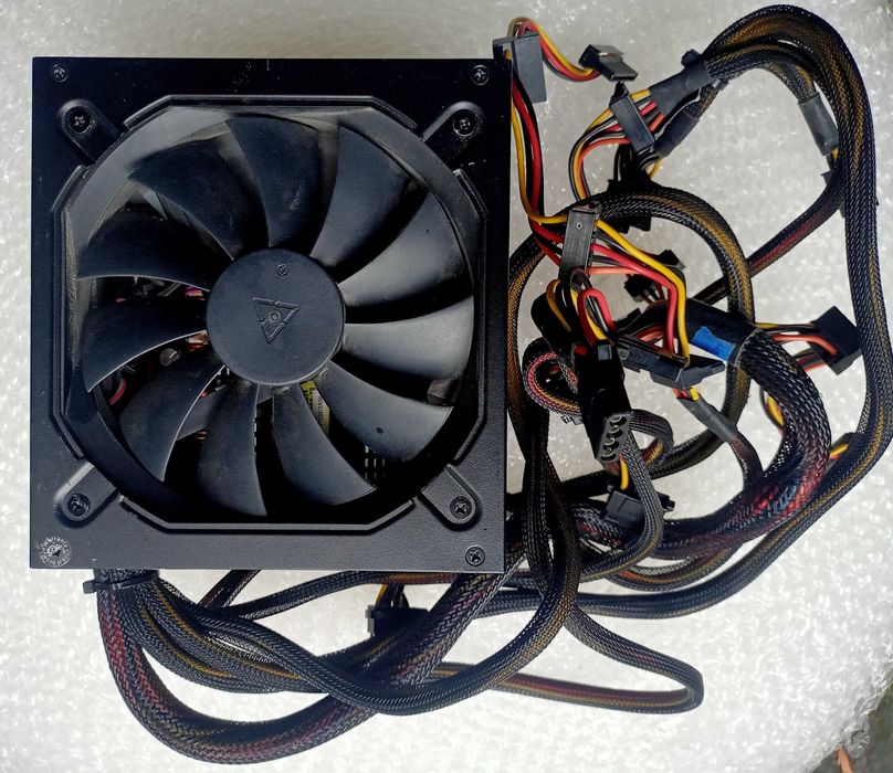 Zasilacz OCZ ZS 550W 135, 80 Plus Bronze (OCZ-ZS550W-EU) WROCŁAW