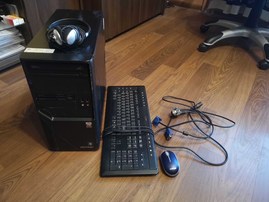 Komputer Dual Core 2.8 Ghz (2Cpus)E5500 Monitor Benq plus akcesoria