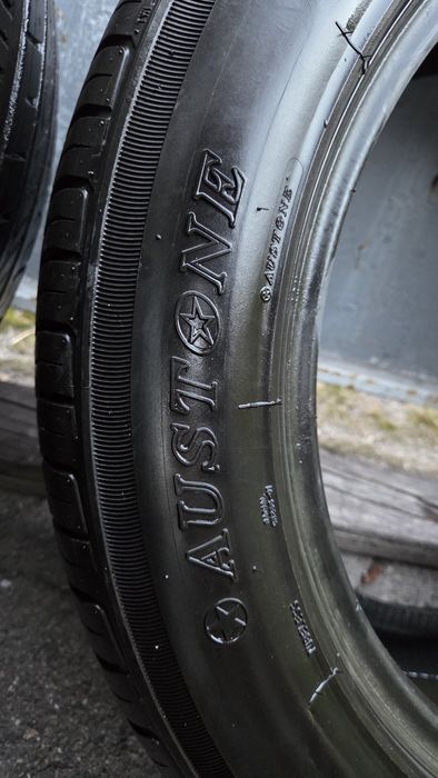 Продам летнюю резину 245/55 R19