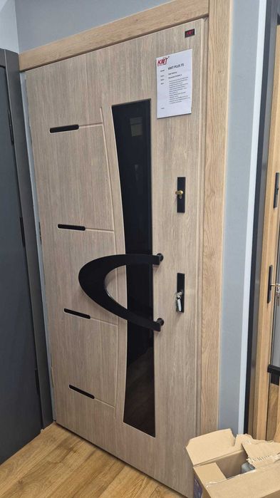 Drzwi zewnętrzne stalowe KMT 75 Perfect Glass 90Lewe