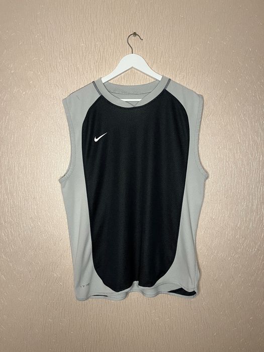 Майка Nike nikefit