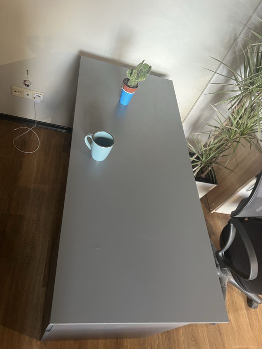 Срочно! Продам офисную мебель. Закрытие офиса. Левый берег.