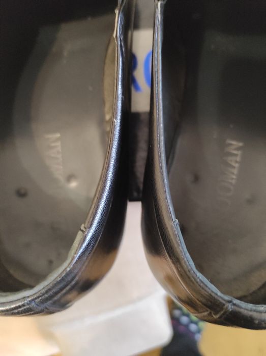 Продам кожаные туфли