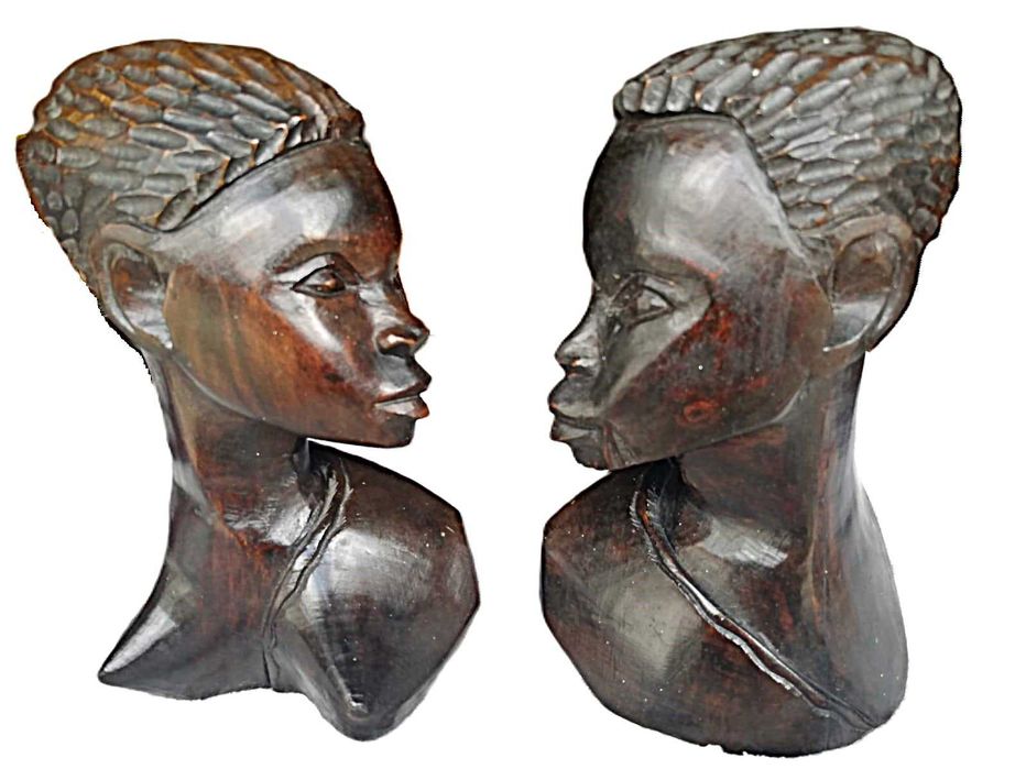 Arte Africana Bustos-Angola e Moçambique