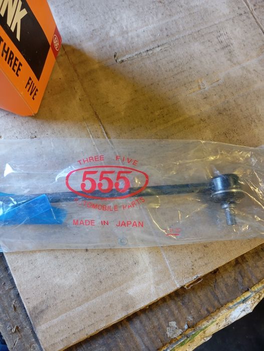 Стійки,втулки стабілізатора Toyota Camry 40