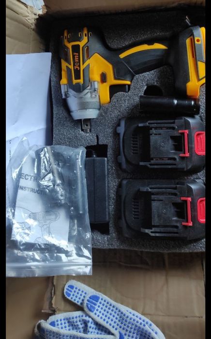 Акумуляторний ударний гайковерт Jemi