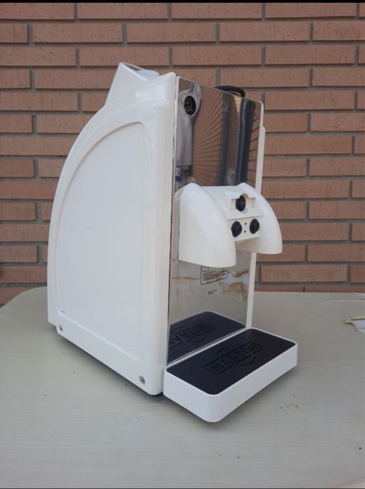 Maquina de refrigeracao de Bebidas com doseador automatico