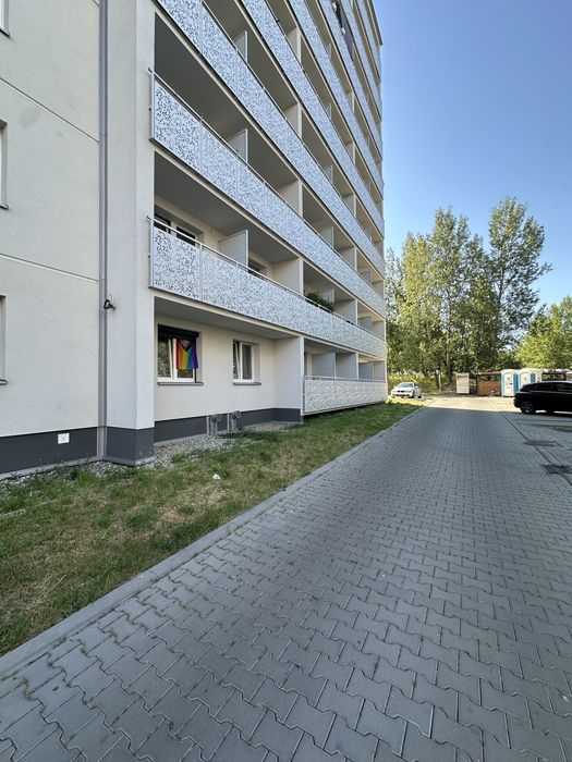Lokal na uslugi / sale taneczna / biuro/ gabinety