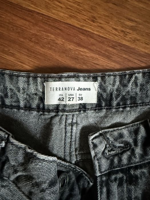 Продам джинси в хорошому і новому стані