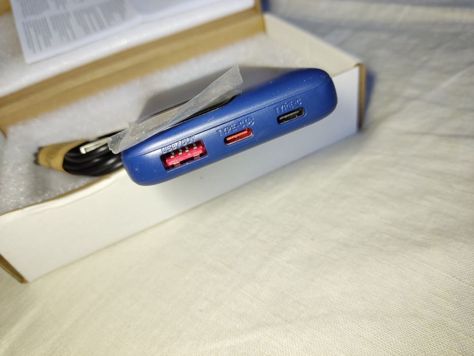 Power Bank XUQG 10000 mAh с LED-дисплеем и быстрой зарядкой