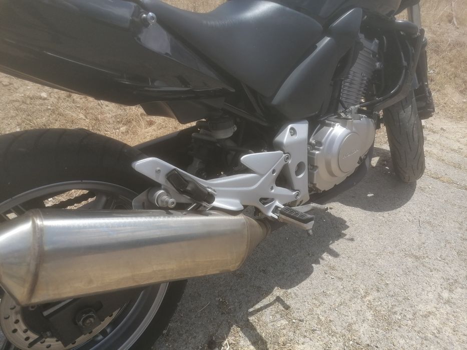 Honda CBF 500 como nova