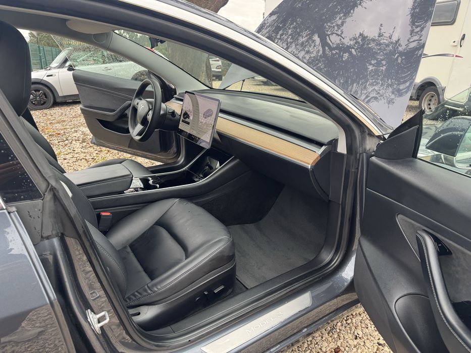 Tesla Model 3 Standard Range Plus Set 2020 - 64mil km