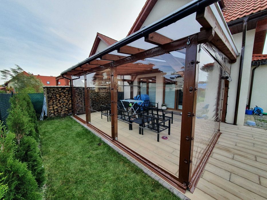 Zadaszenie tarasu, wiata postojowa, konstrukcja drewniana, pergola