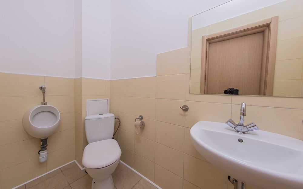 Офіс 145м2 м.Мінська від власника. Левка Лук'яненка 21.