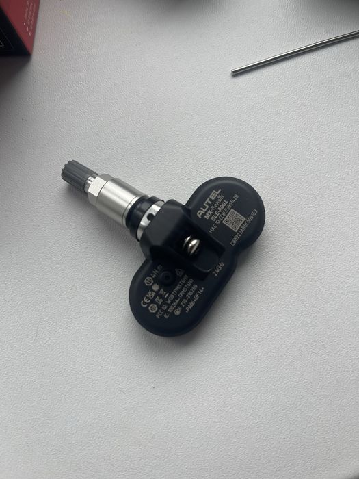 Датчик тиску TESLA 2,4 MHz Bluetooth  в наявності для всіх моделей