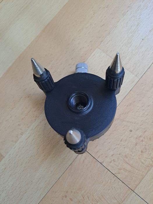 Adapter do poziomicy laserowej