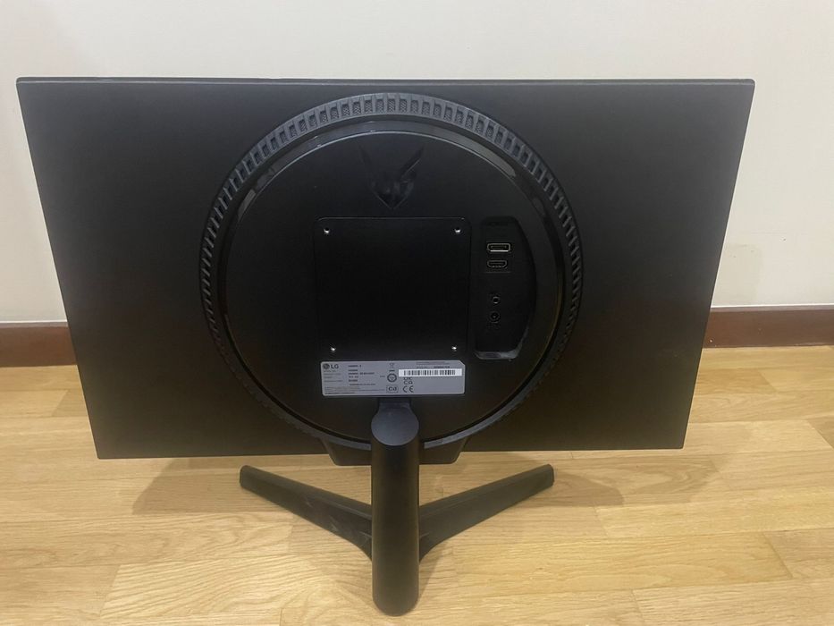 Monitor LG Ultragear 24 Polegadas