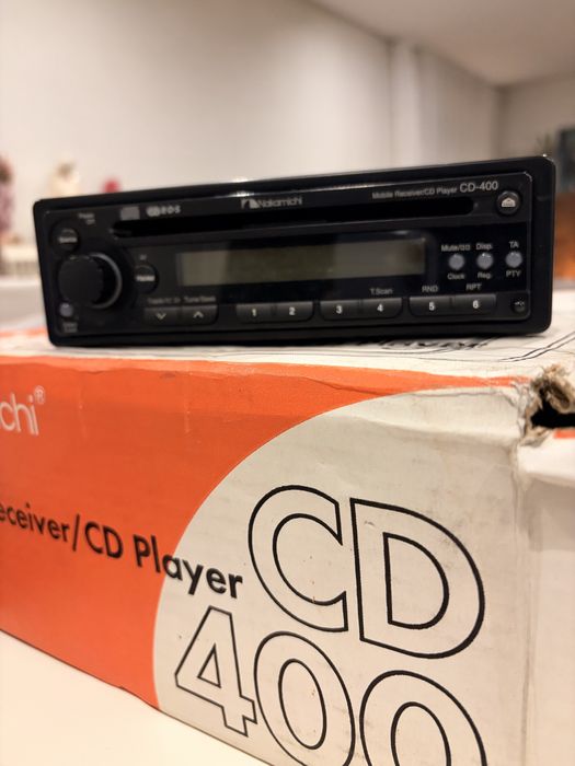 Nakamichi CD-400 – High-End Car Audio – Caixa + Comando – 300€