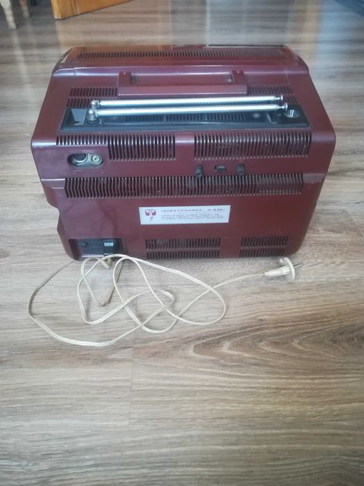 Telewizor PRL  z lat 80 Elektronika C-432