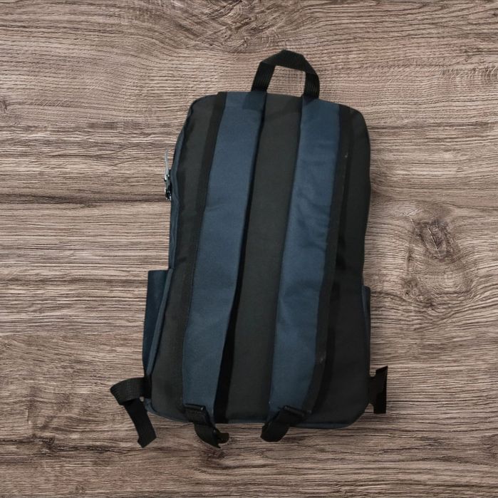 Plecak sportowy miejski unisex mały lekki