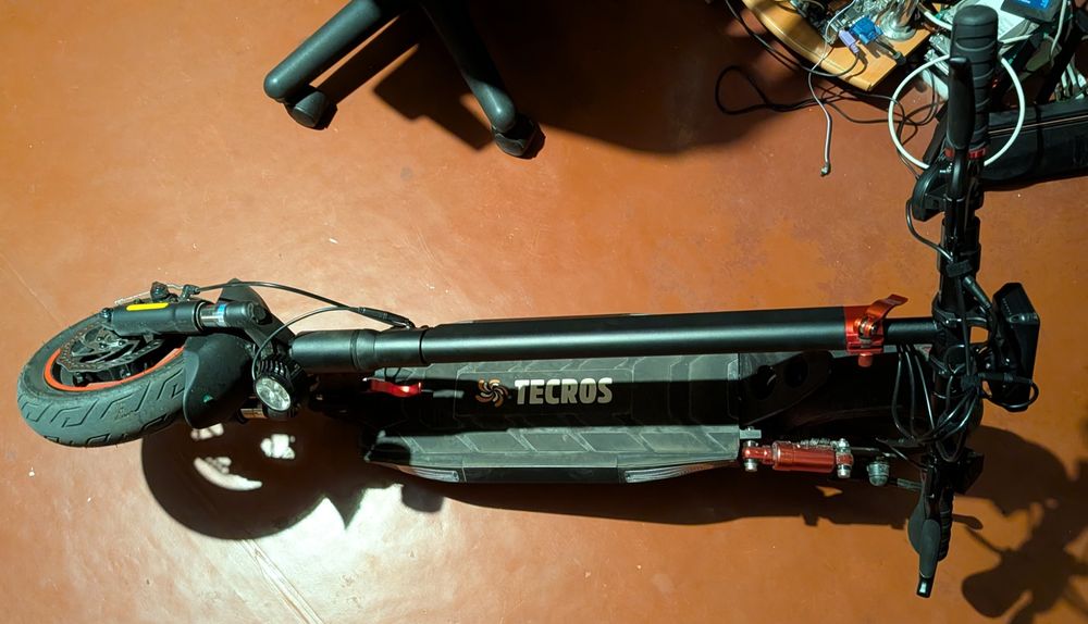 Електросамокат Tecros T4 Pro Пробіг 220км