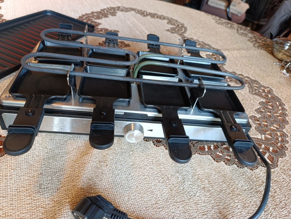 Grill elektryczny Raclette