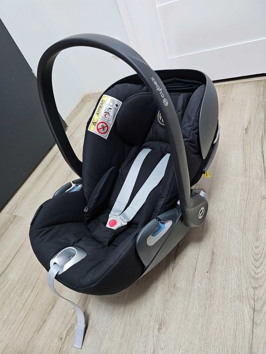 Cybex Cloud Z i-Size + obrotowa baza ISOFIX Cybex