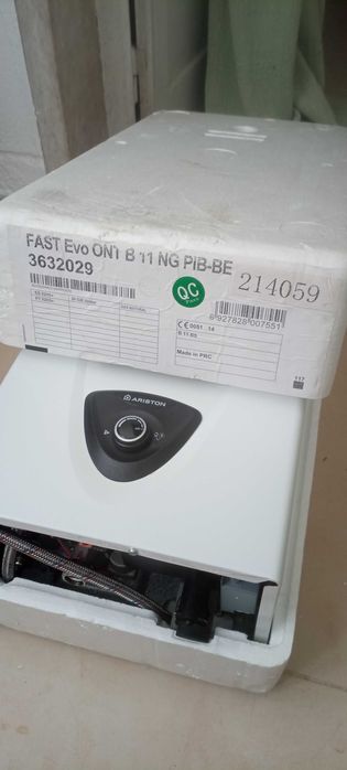 Esquentador Fast Evo B - Gás Natural - Como Novo