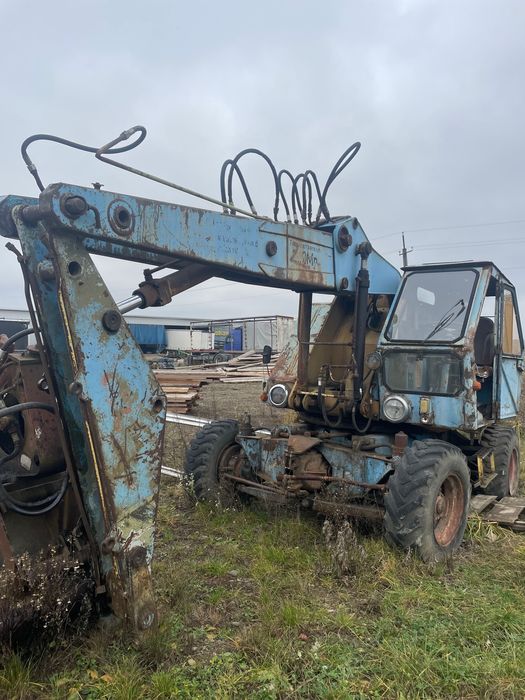 Fortschritt T 174 - 2 Грейферний навантажувач