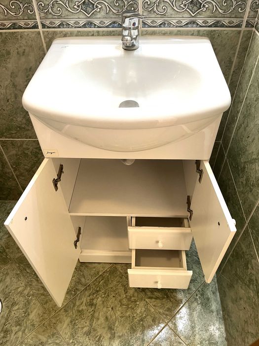 Móvel WC com Lavatório e Espelho (L50cm)