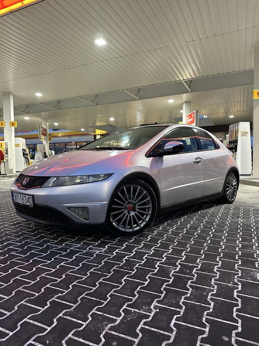 Honda Civic 8 2.2 CDTi 140KM Ładna