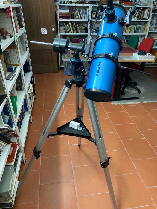 Telescópio Sky-Watcher Refletor 130mm EQ2 RF SK1309EQ2