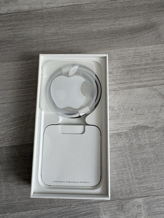 Apple Iphone 15 pro 128 gb Natural Titanium