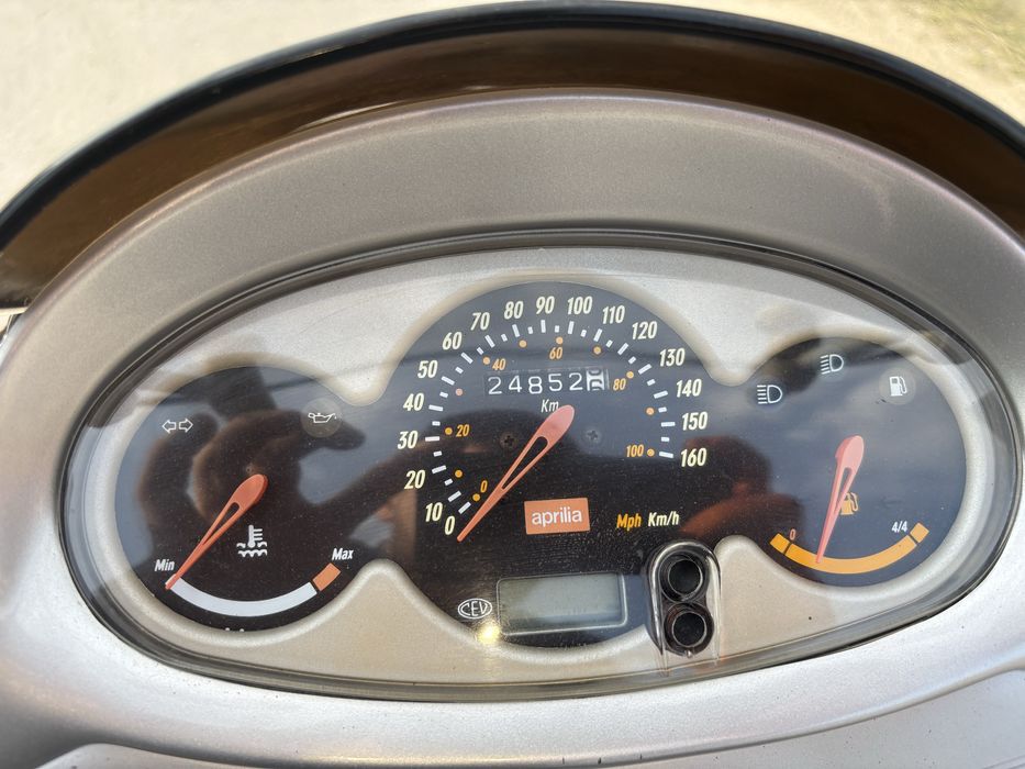 Skuter Aprilia Leonardo 125 4t