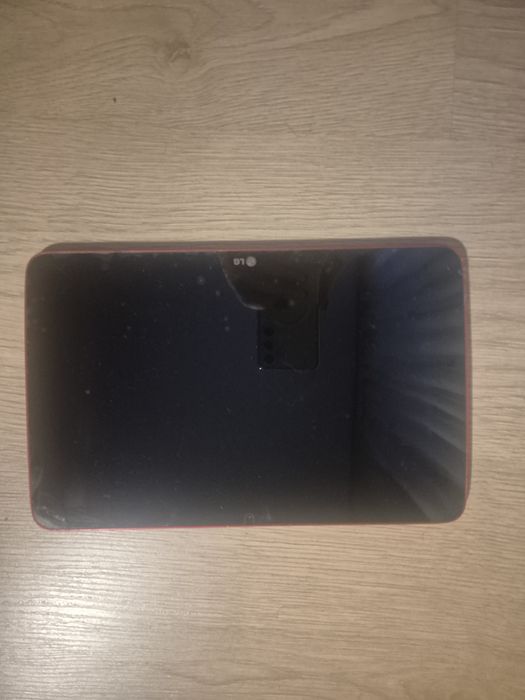 LG G Pad 10.1 V-700 екран цілий  запчастини