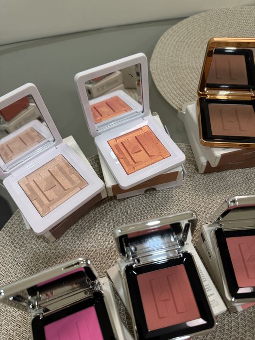 Косметика Haus Labs румʼяна,хайлайтер,бронзер