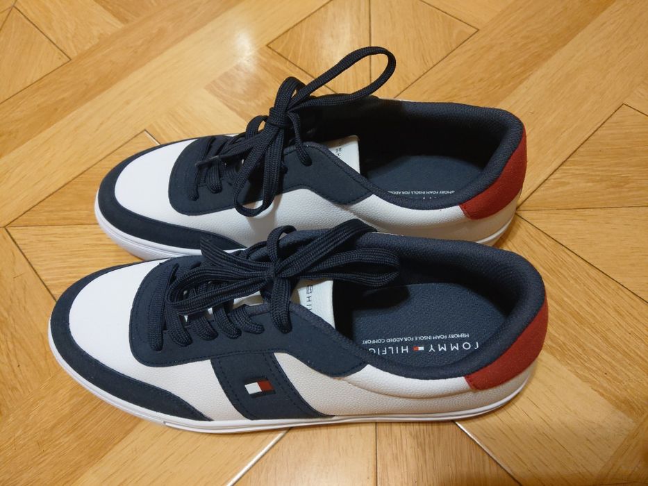 Мокасины  кроссовки Tommy Hilfiger р.43