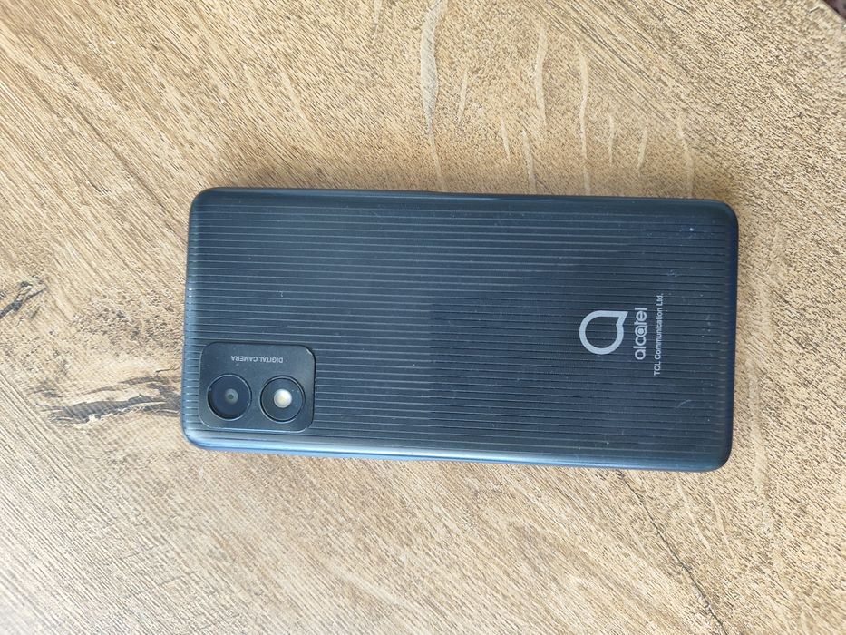 Smartfon ALCATEL 1B 2022 na części / Bateria tli028c7