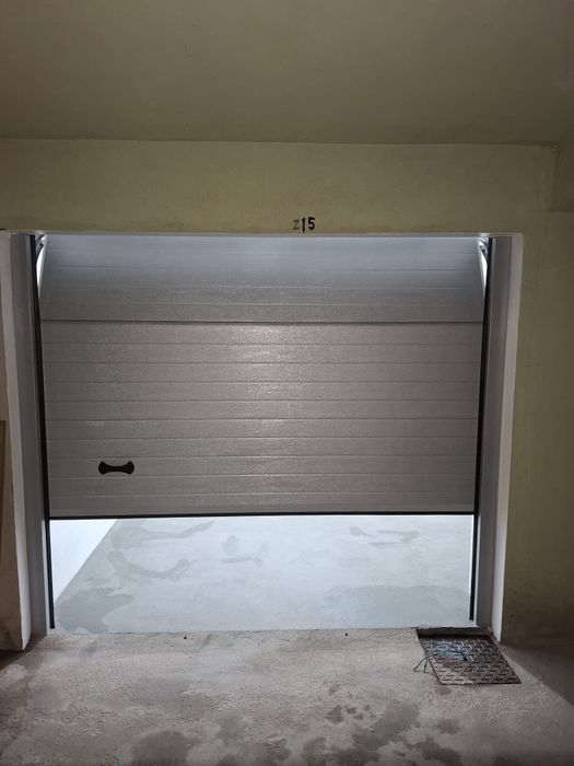 Garagem  fechada individual