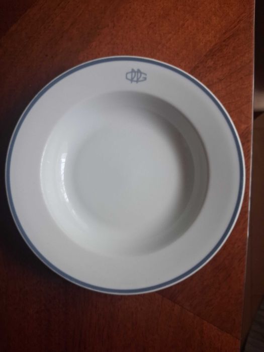 Talerz głęboki z PRLu