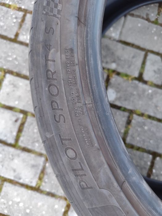 Pneus 295/35r21 Michelin Pilot Sport 4S ocasião