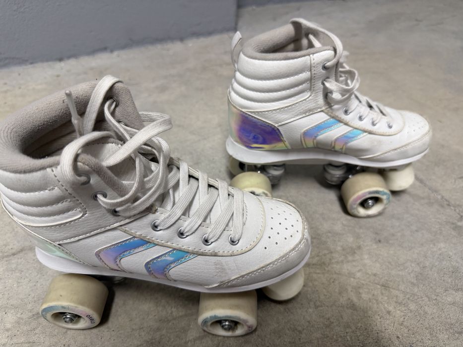 Patins 4 Rodas Brancos 37