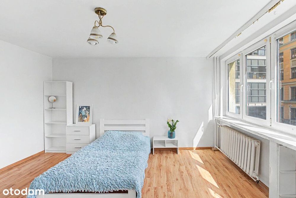 Warszawa, Śródmieście | 27,71 m²  | winda | KW |