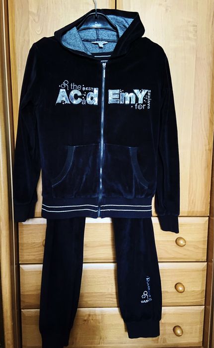 Спортивный костюм