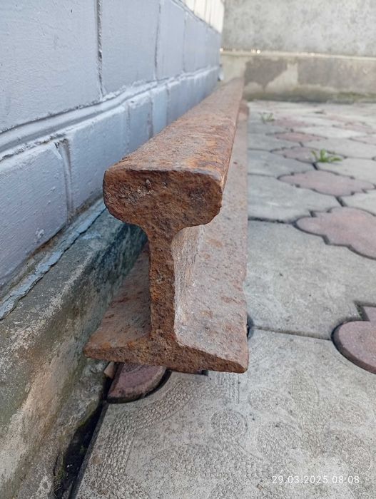 Метал: уголок кутник рельса швелер 65 труби ø 49 мм 57мм 60 мм