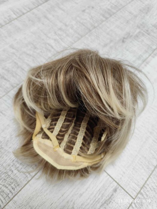 Krótka peruka ombre sombre blond short hair uniseks